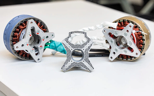 Экономия, скорость, надёжность: в МАИ создают уникальные технологии 3D-печати прочных и лёгких деталей самолётов и БЛА